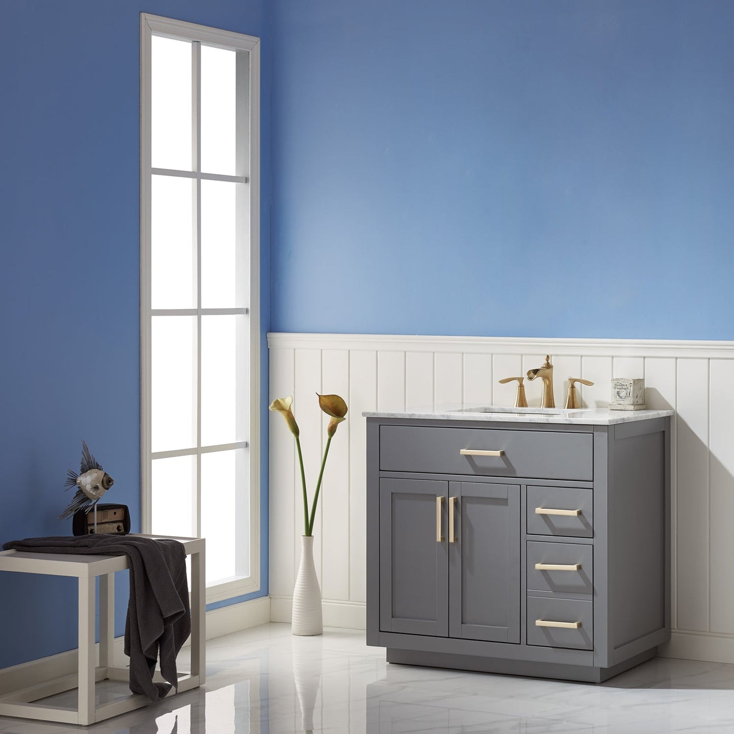 Ivy 36" Single Vanity with Top