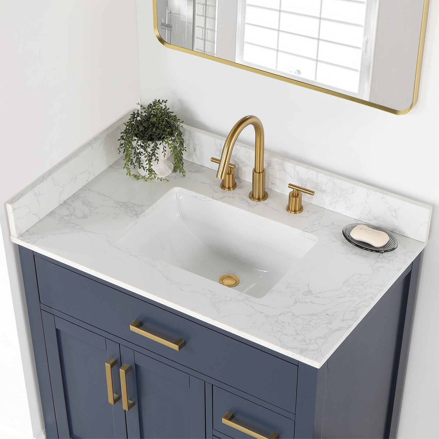 Gavino 36" Single Vanity with Top
