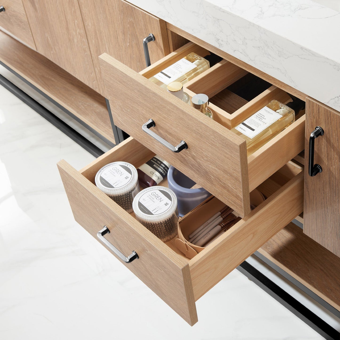 Alistair 84B" Double Vanity in North American Oak | Black