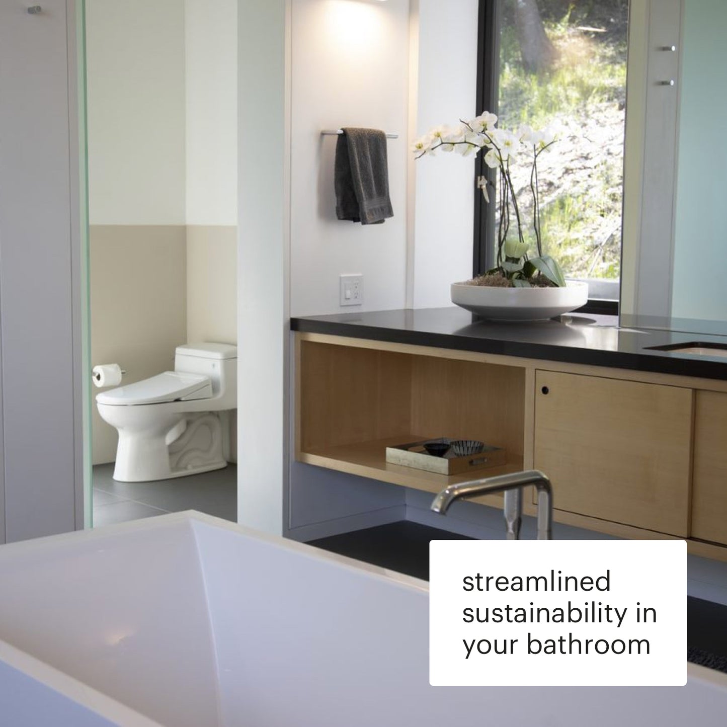 Swash Thinline T22 | Luxury Bidet Toilet Seat with Side Arm Control