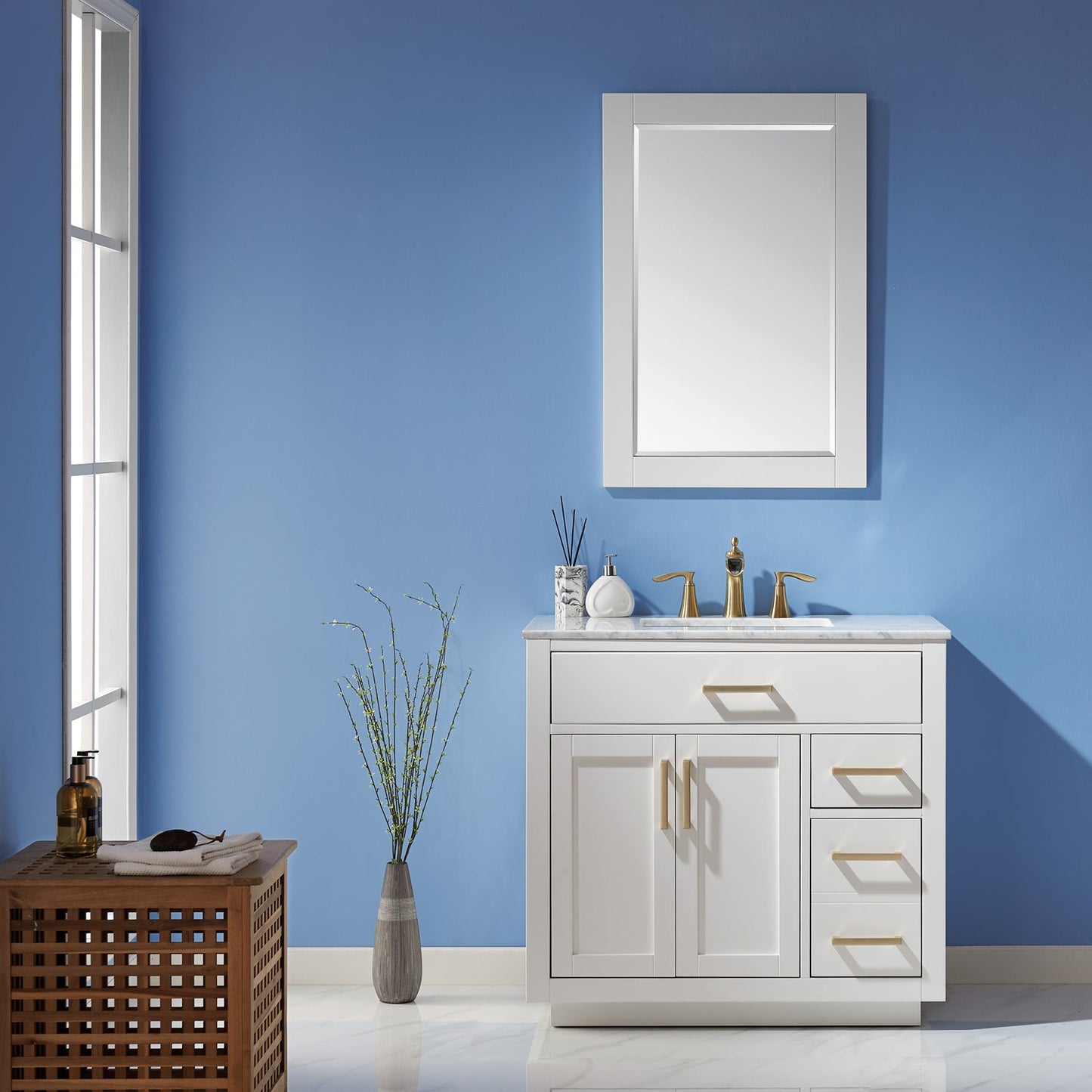 Ivy 36" Single Vanity with Top