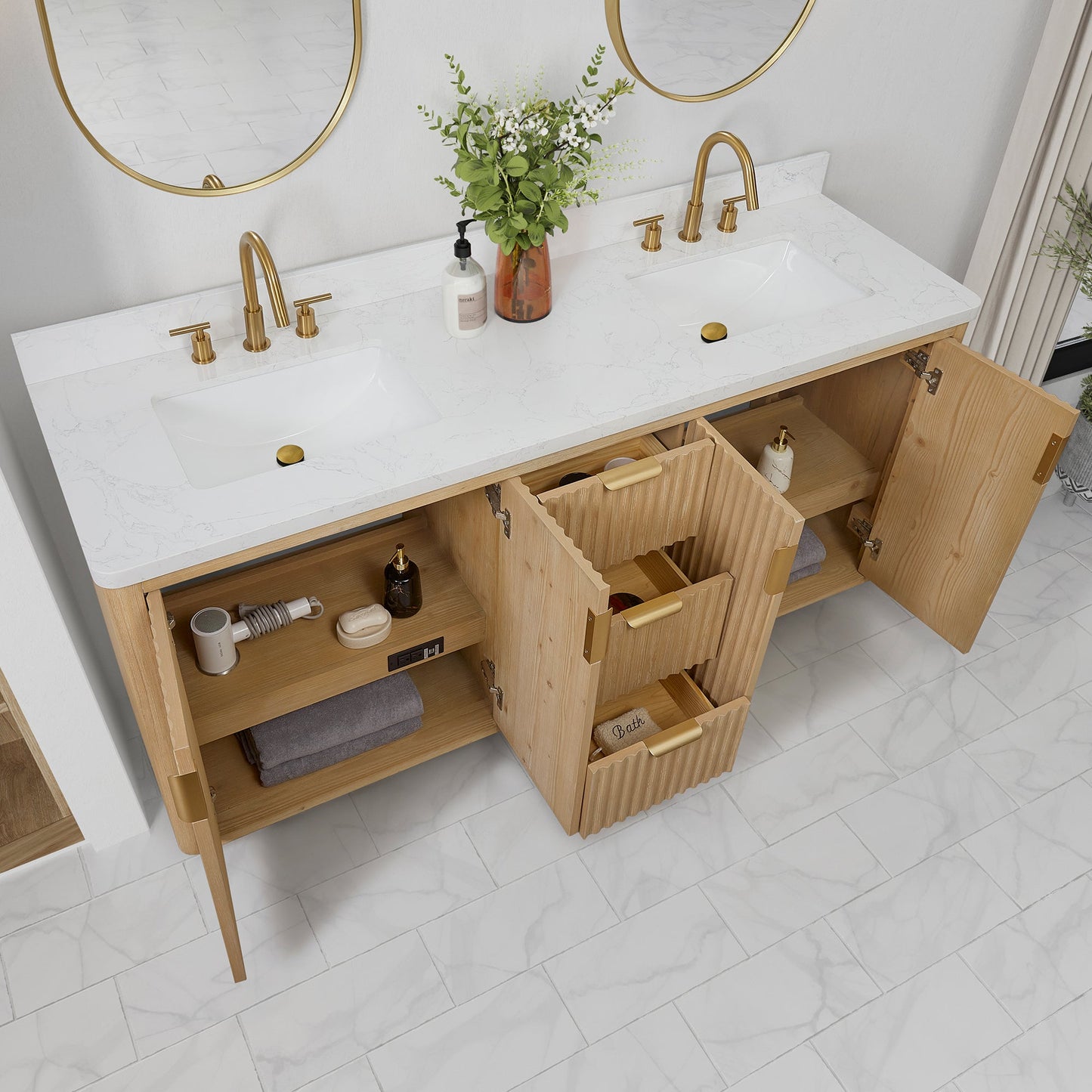 Cádiz 72in. Free-standing Double Bathroom Vanity in Washed Ash Grey with Composite top in Lightning White | Brushed Gold