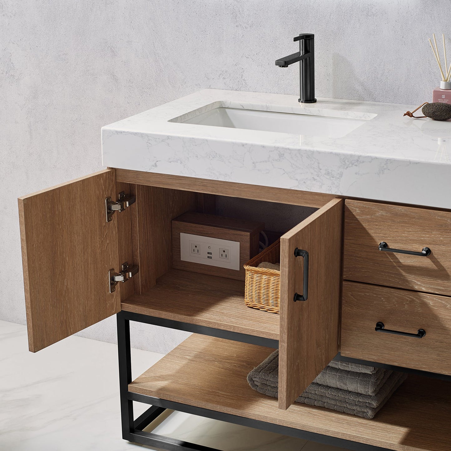 Alistair 60B" Double Vanity in North American Oak | Matte Black