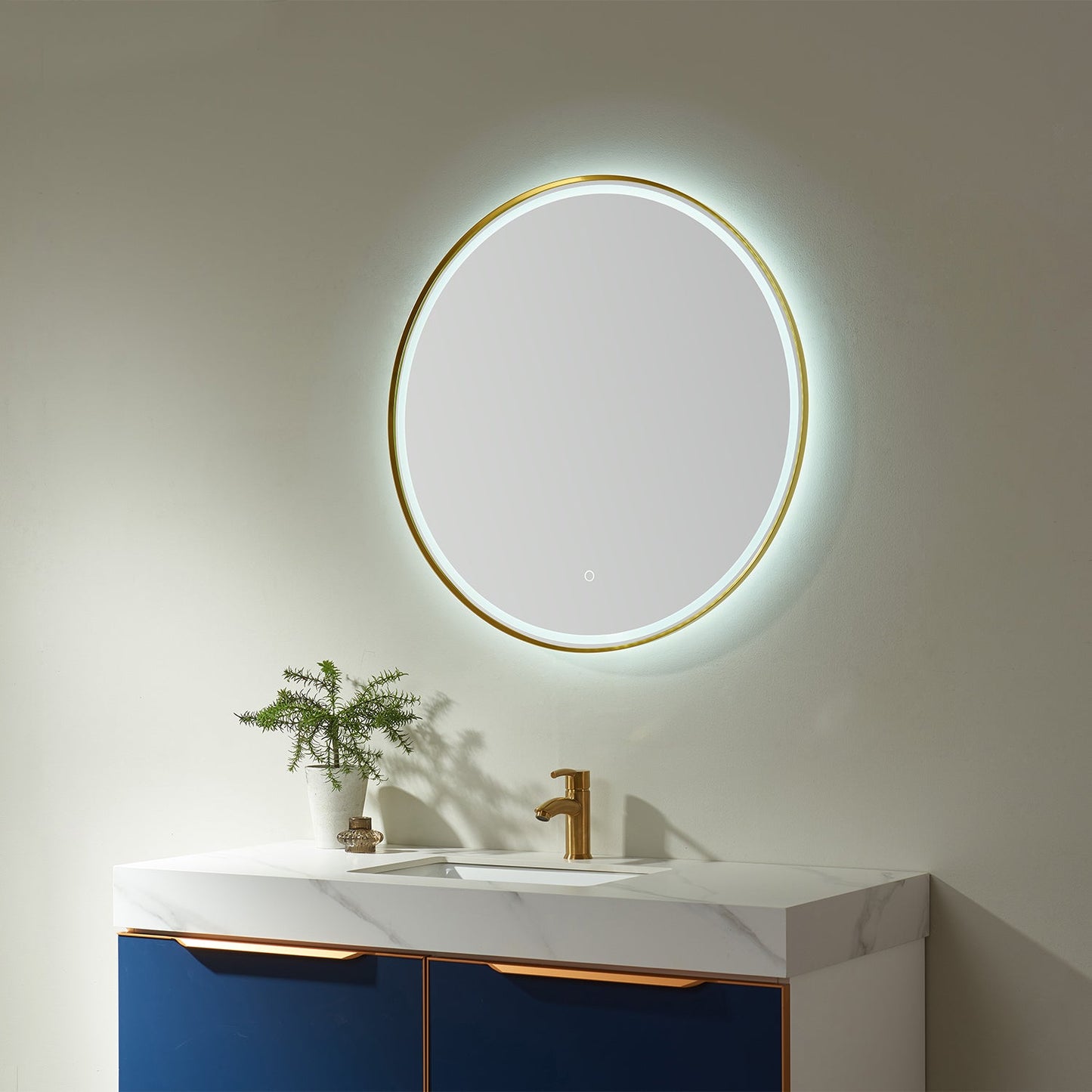 Campobasso 32" Round LED Lighted Accent Bathroom/Vanity Wall Mirror