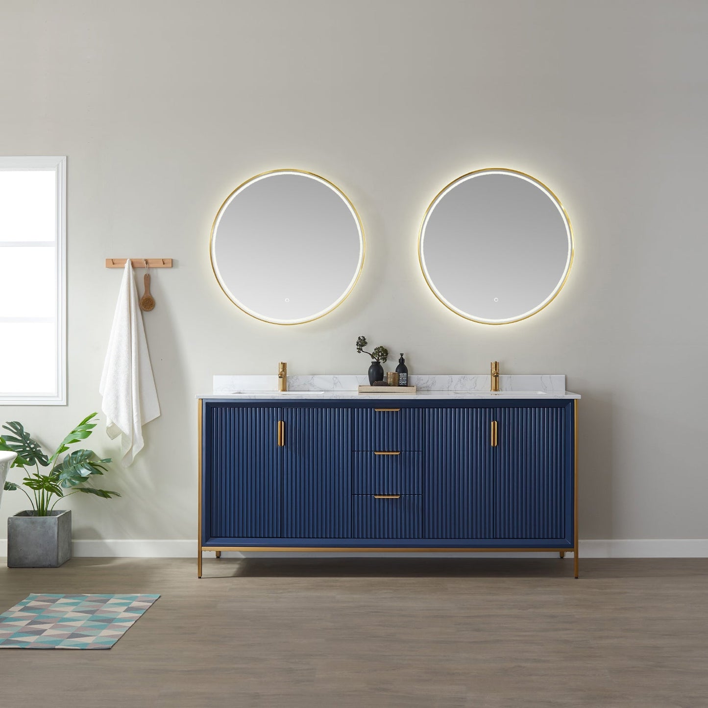 Campobasso 32" Round LED Lighted Accent Bathroom/Vanity Wall Mirror